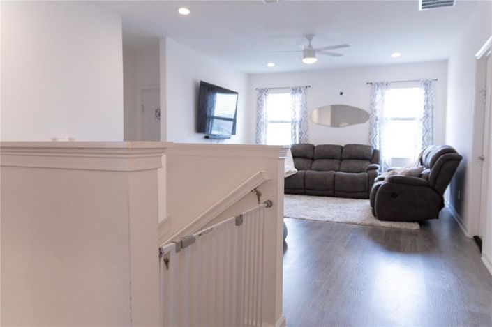 Image No.69-5 Bed Property for sale