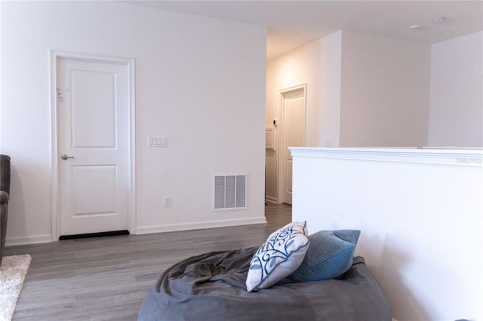 Image No.75-5 Bed Property for sale