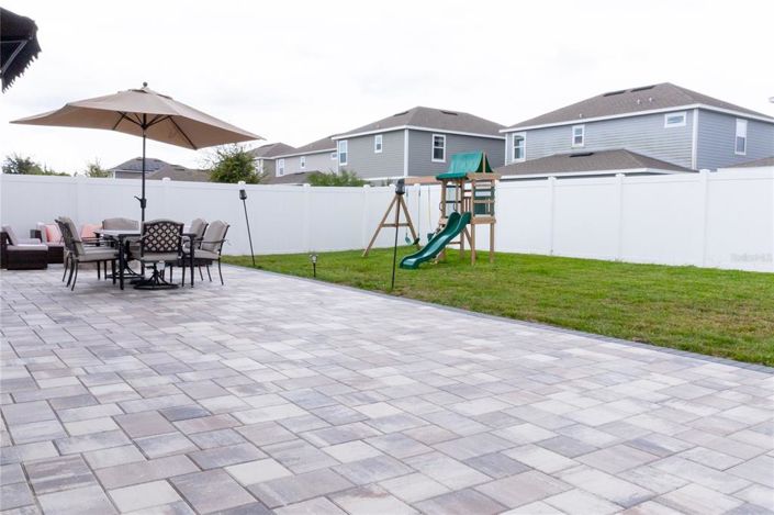 Image No.80-5 Bed Property for sale