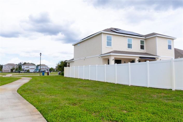 Image No.9-5 Bed Property for sale