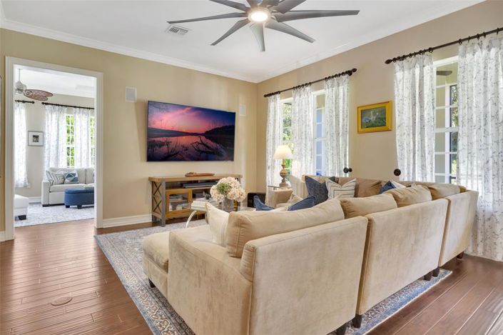 Image No.18-4 Bed Property for sale