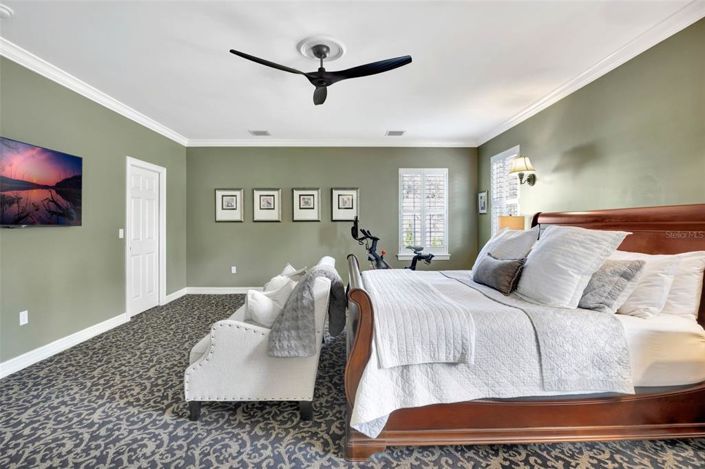 Image No.29-4 Bed Property for sale