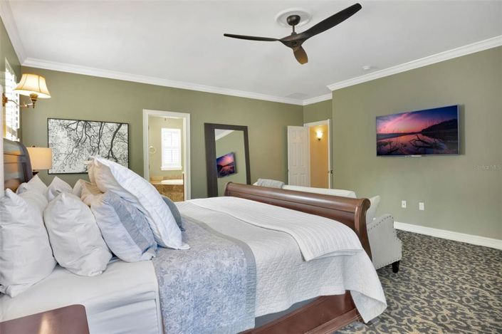 Image No.30-4 Bed Property for sale