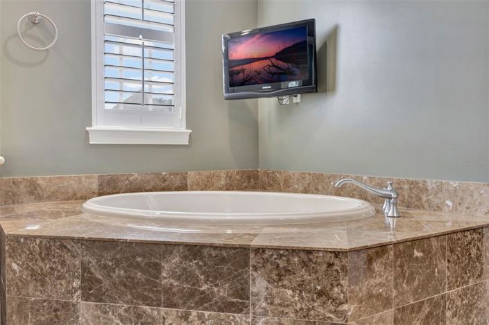 Image No.33-4 Bed Property for sale