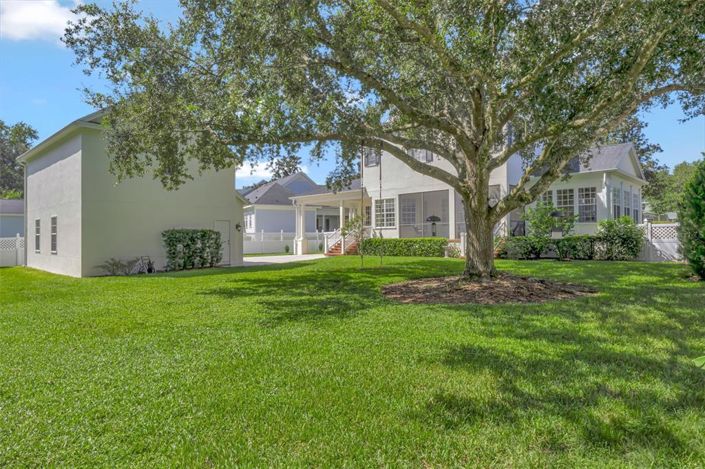 Image No.61-4 Bed Property for sale