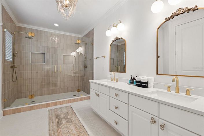 Image No.44-Propriété de 5 chambres à vendre à Reunion