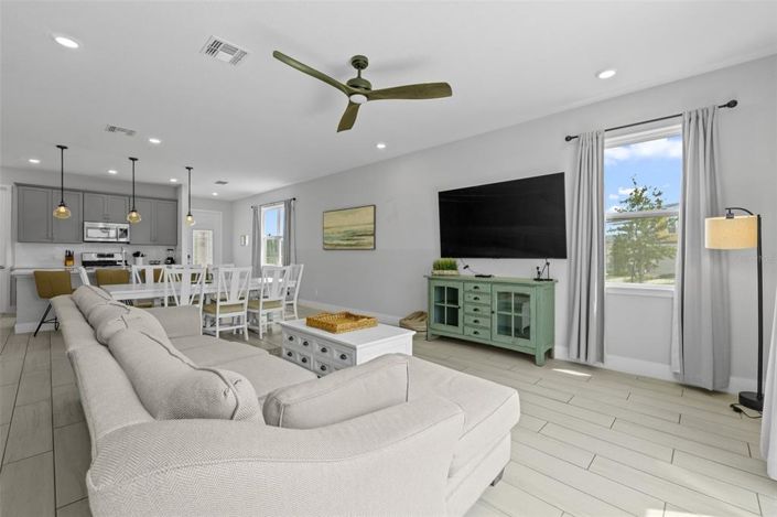 Image No.22-3 Bed Townhouse for sale