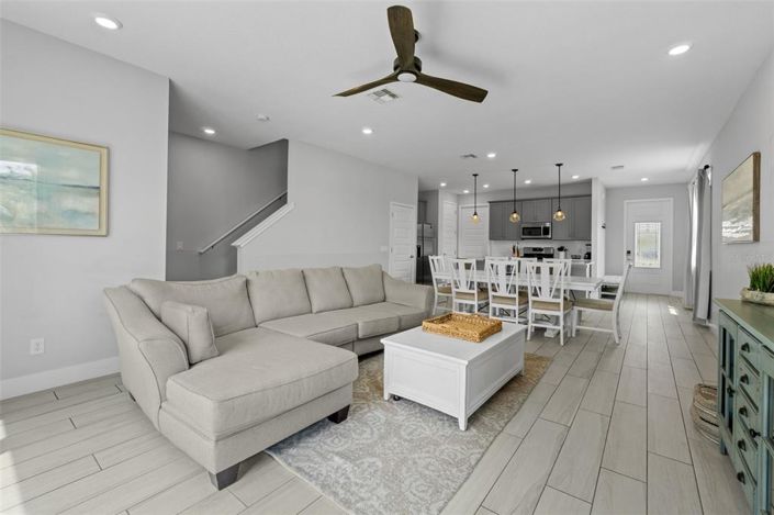 Image No.24-3 Bed Townhouse for sale