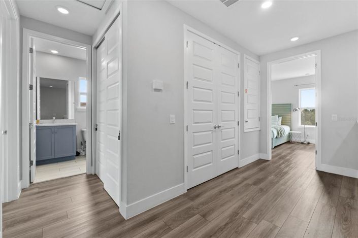 Image No.26-3 Bed Townhouse for sale