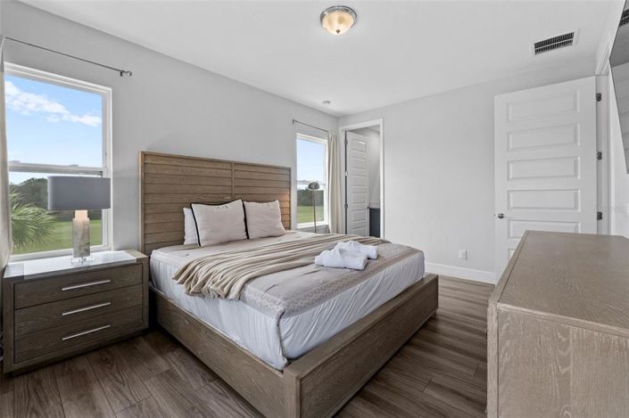 Image No.29-3 Bed Townhouse for sale