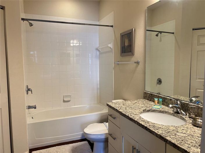 Image No.11-4 Bed Townhouse for sale