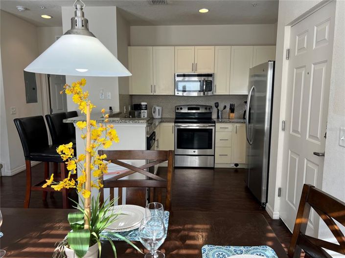 Image No.5-4 Bed Townhouse for sale