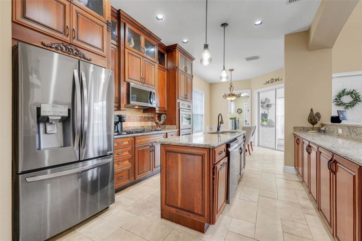 Image No.19-4 Bed Property for sale