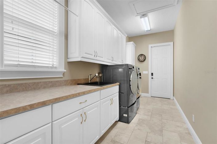 Image No.25-4 Bed Property for sale