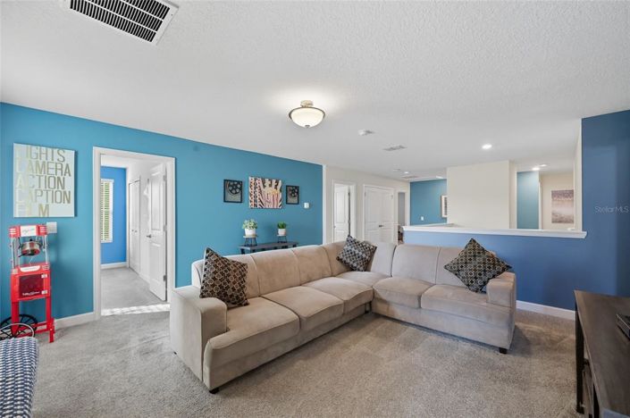 Image No.19-8 Bed Property for sale