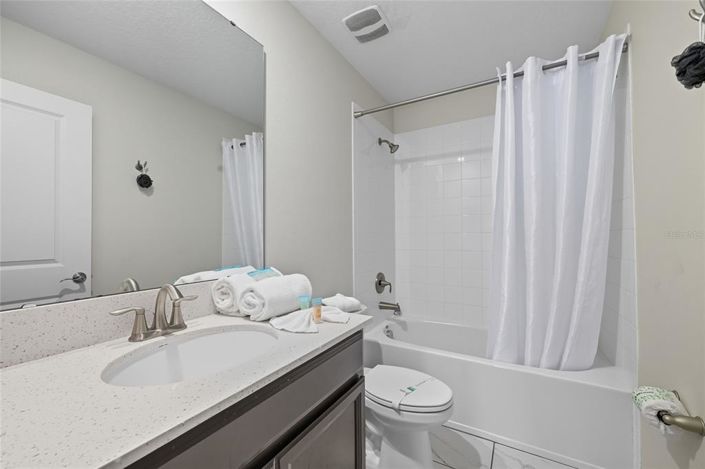 Image No.21-8 Bed Property for sale