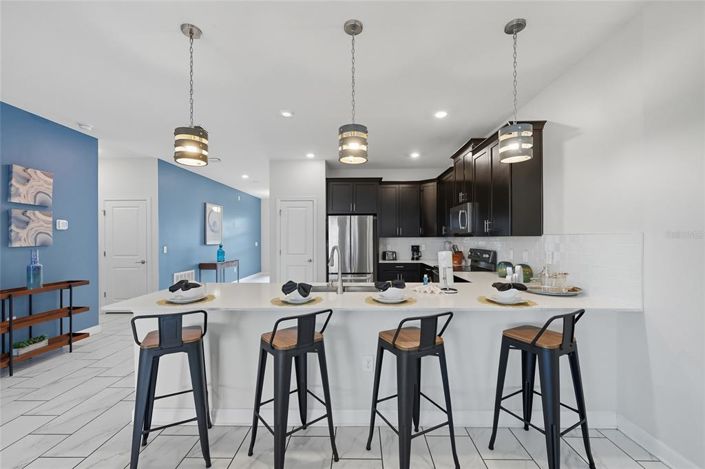 Image No.5-8 Bed Property for sale