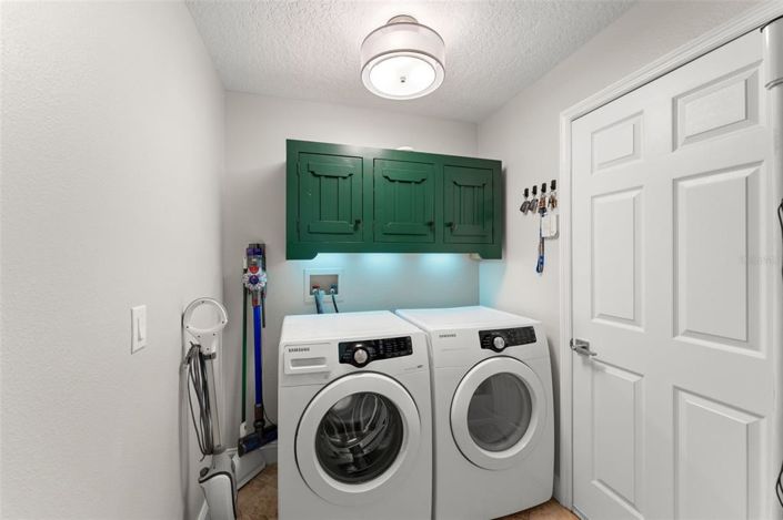 Image No.13-3 Bed Property for sale