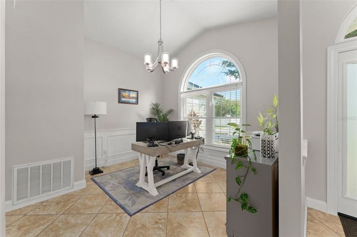 Image No.5-3 Bed Property for sale