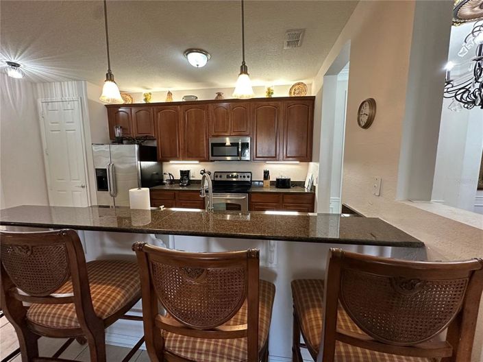 Image No.10-3 Bed Property for sale