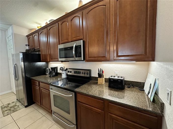 Image No.11-3 Bed Property for sale