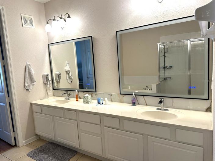 Image No.18-3 Bed Property for sale