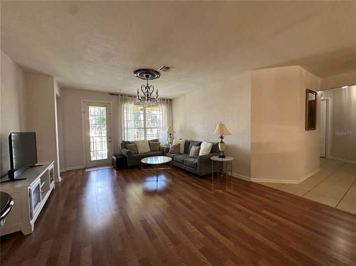 Image No.25-3 Bed Property for sale