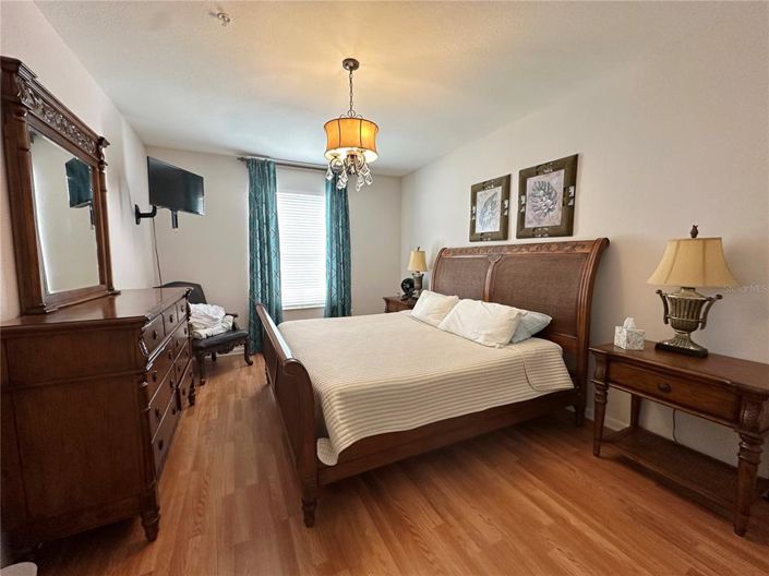 Image No.26-3 Bed Property for sale