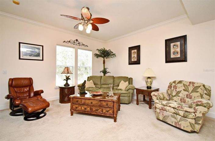 Image No.18-3 Bed Property for sale