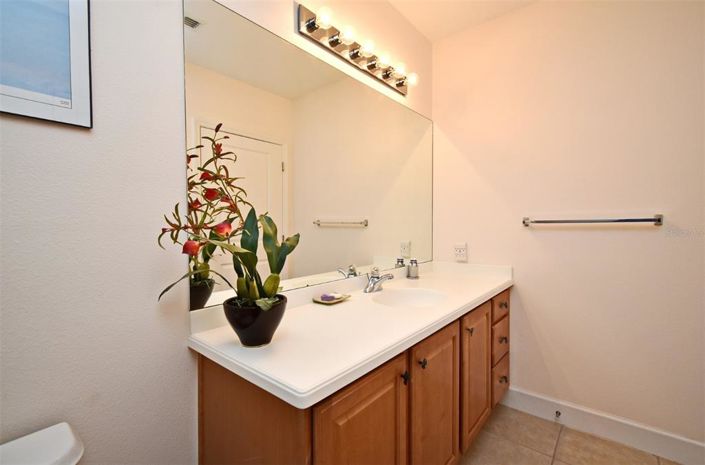 Image No.22-3 Bed Property for sale