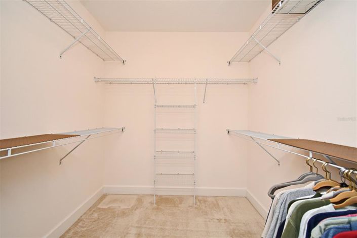 Image No.26-3 Bed Property for sale