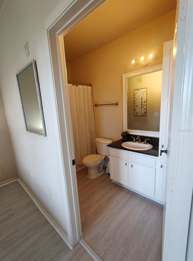 Image No.10-4 Bed Property for sale