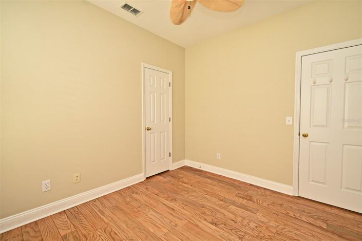 Image No.29-3 Bed Property for sale