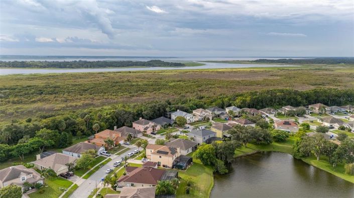 Image No.76-4 Bed Property for sale