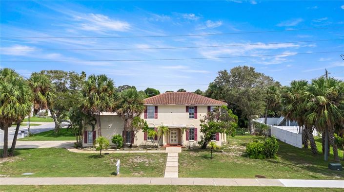 Image No.14-3 Bed Property for sale