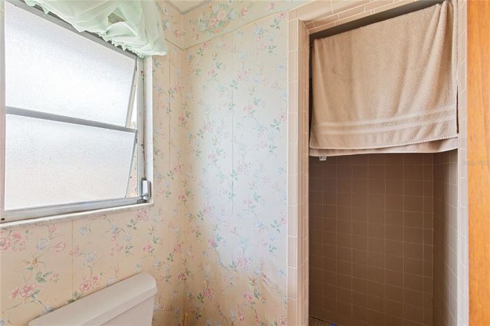 Image No.23-3 Bed Property for sale