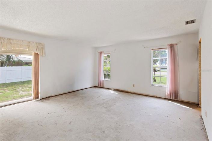 Image No.31-3 Bed Property for sale