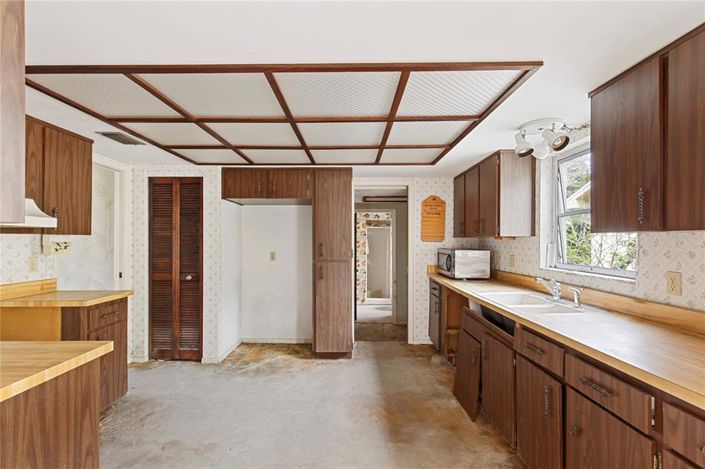 Image No.32-3 Bed Property for sale