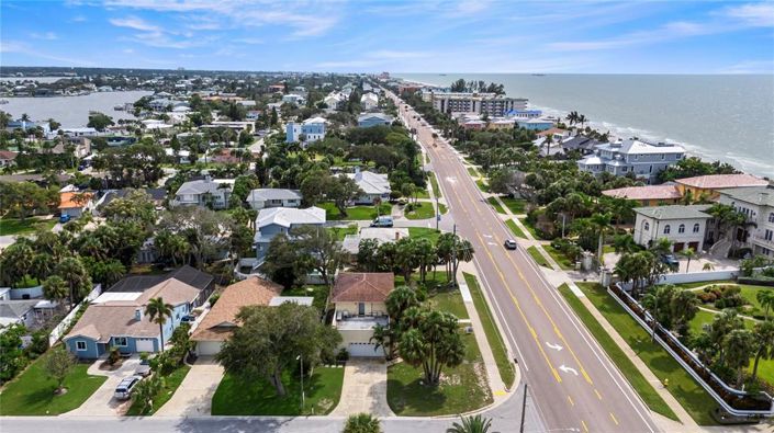 Image No.4-3 Bed Property for sale