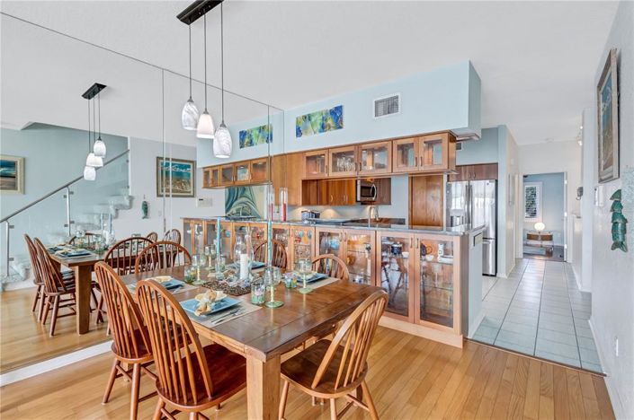 Image No.16-4 Bed Townhouse for sale