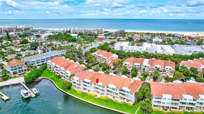 Image No.3-4 Bed Townhouse for sale