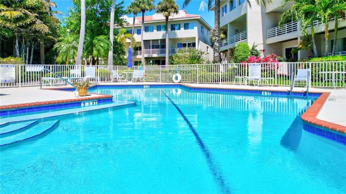 Image No.44-4 Bed Townhouse for sale