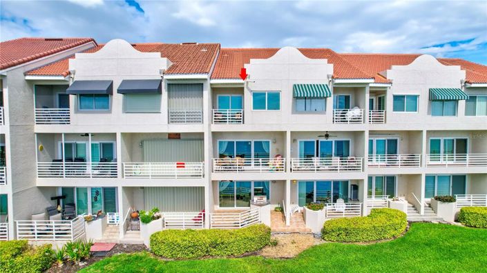 Image No.50-4 Bed Townhouse for sale