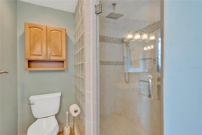 Image No.24-3 Bed Property for sale