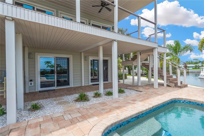 Image No.31-3 Bed Property for sale