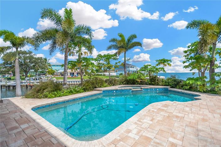 Image No.33-3 Bed Property for sale