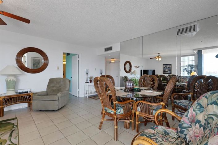 Image No.7-Propriété de 2 chambres à vendre à Floride