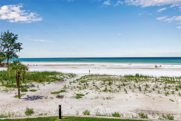 Image No.9-Propriété de 2 chambres à vendre à Sarasota