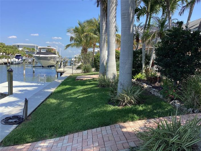 Image No.21-3 Bed Property for sale