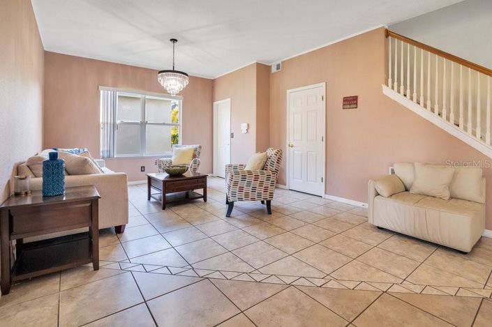 Image No.14-5 Bed Property for sale